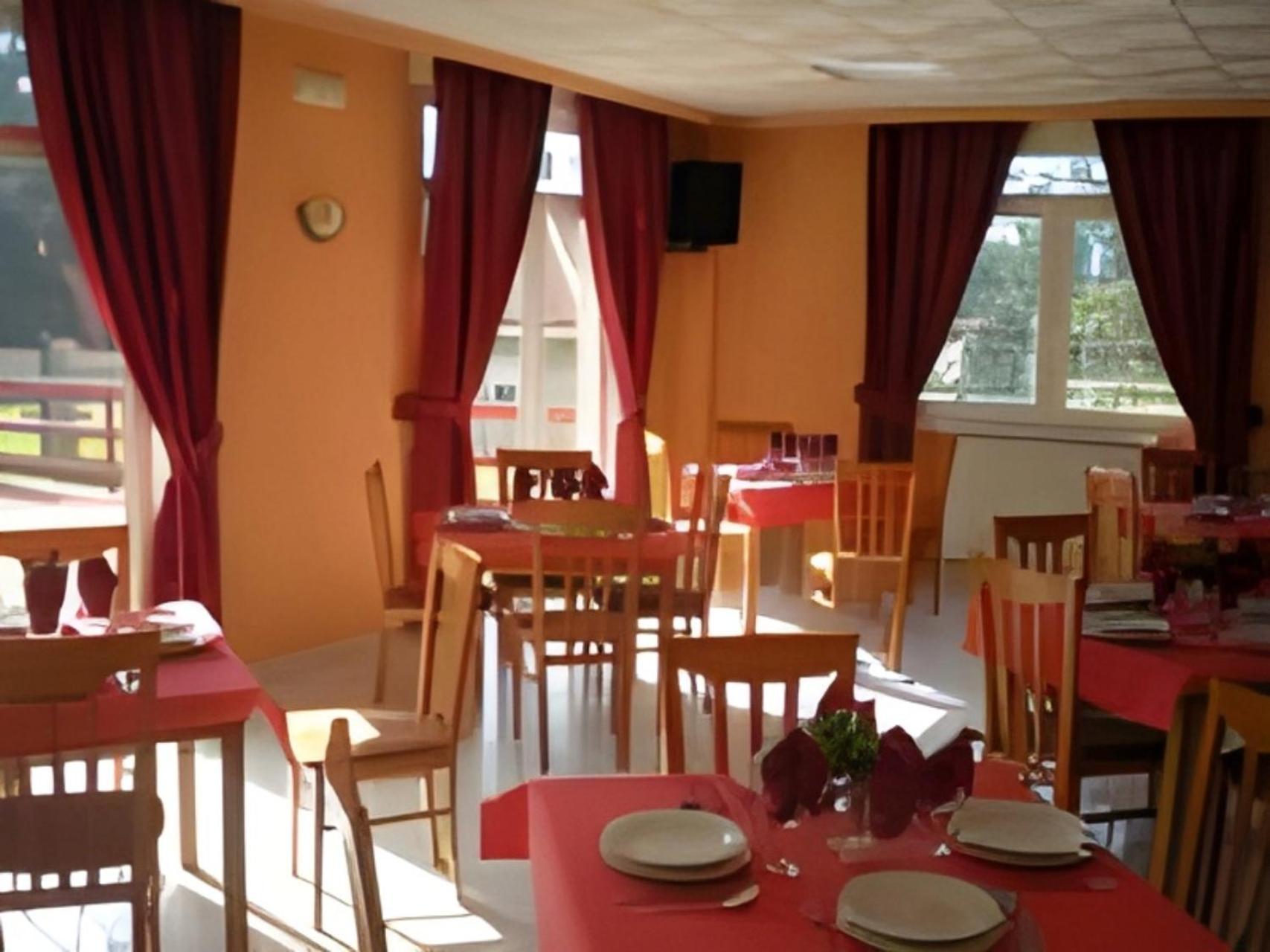 Hotel Campestre Chamuinas Pontevedra Eksteriør billede