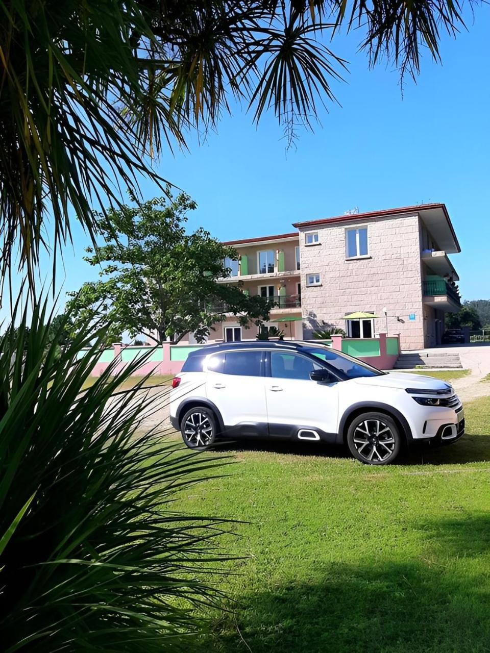 Hotel Campestre Chamuinas Pontevedra Eksteriør billede